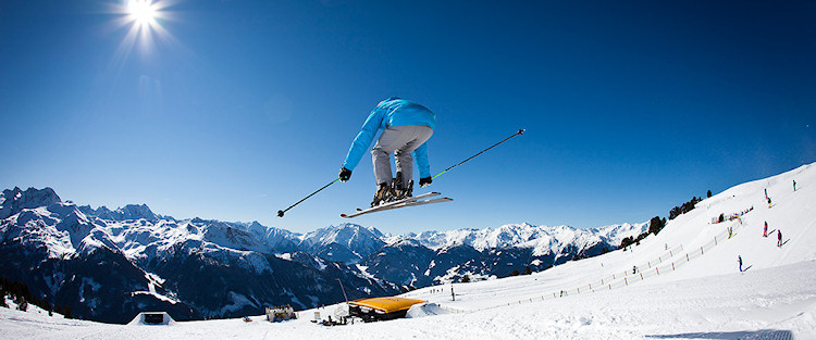 Skiing in Hochkrimml